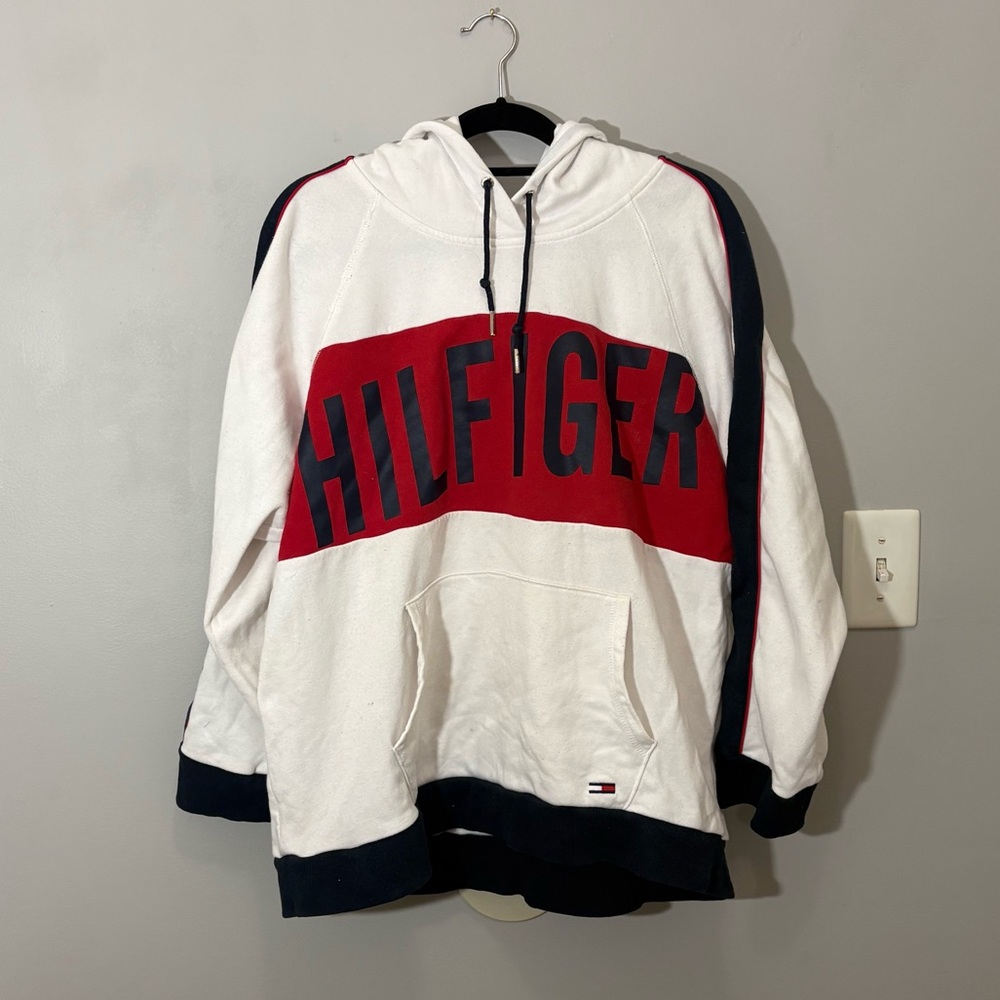 Tommy Hilfiger Red and White Pullover